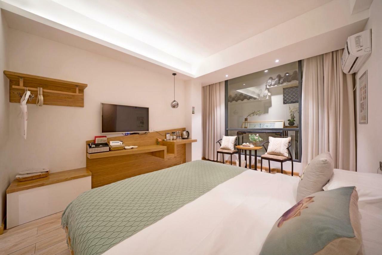 Ancient Street No.5 Youth Chic Hotel Wuyishan  Εξωτερικό φωτογραφία